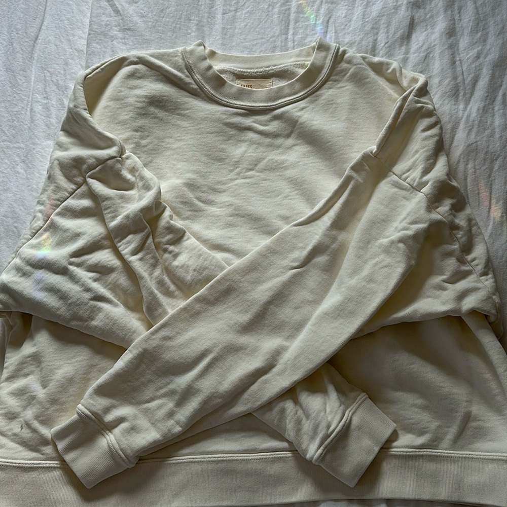TKEES cream jogger and crewneck set - size M EUC
